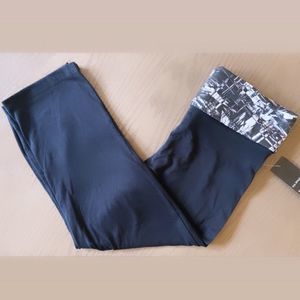 🧘🏻‍♀️  Black Capri Workout/Yoga Pants  🧘🏻‍♀️